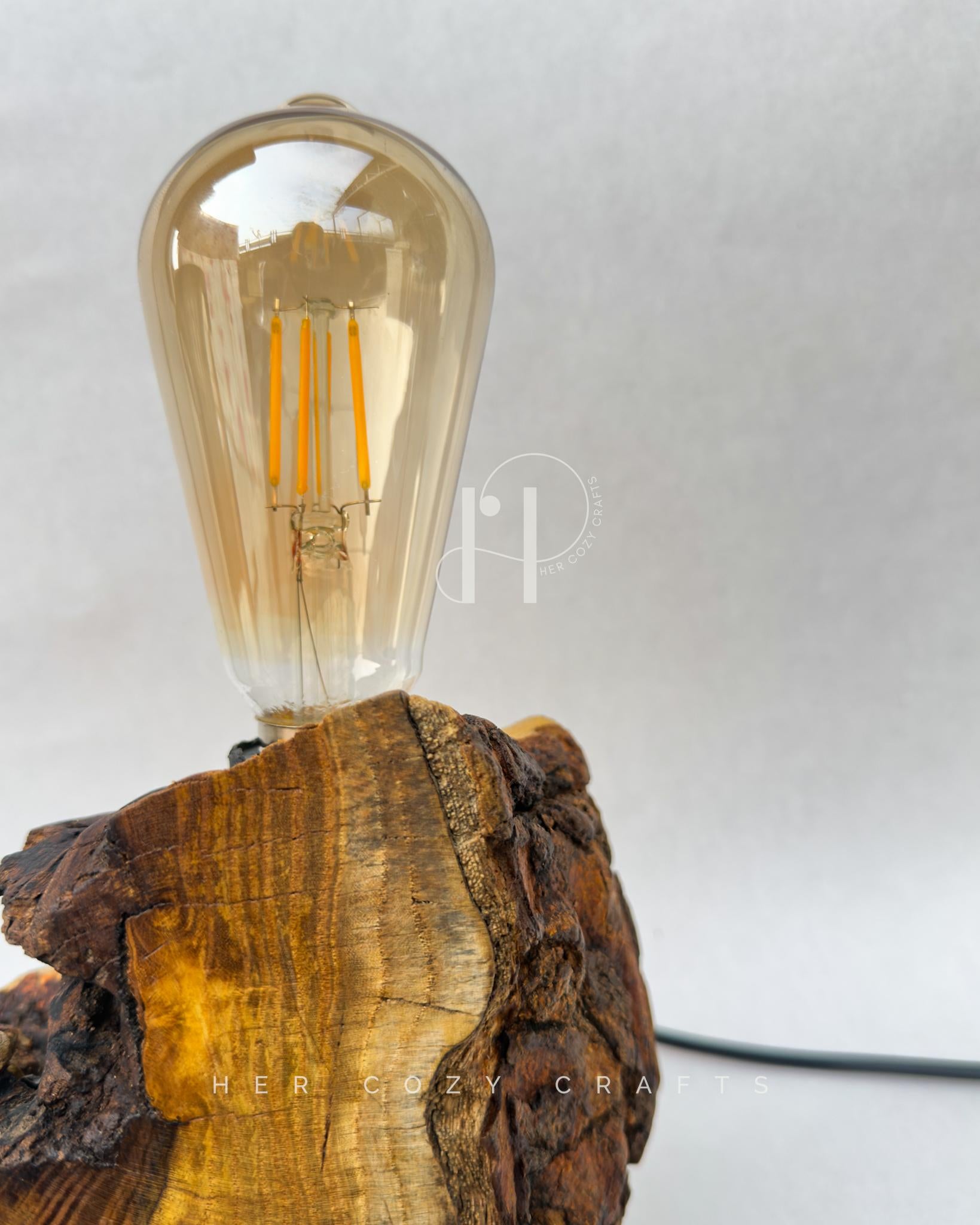 Woodcrest Bulb Lamp