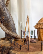 Hook Rise Lamp