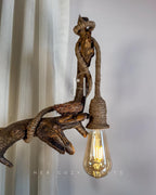 Hook Rise Lamp