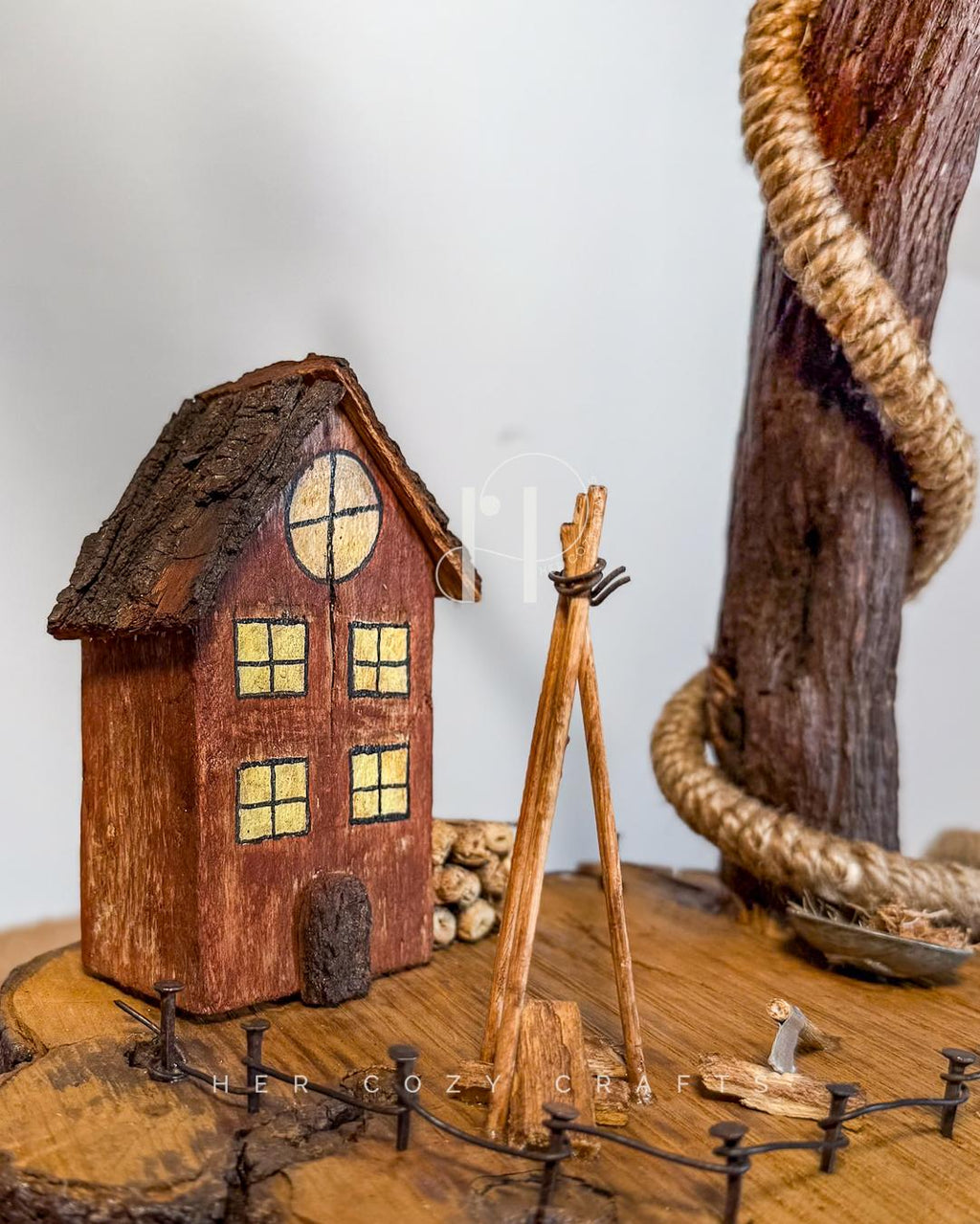 Little Eaves Lamp - Leaning stem with story base detail