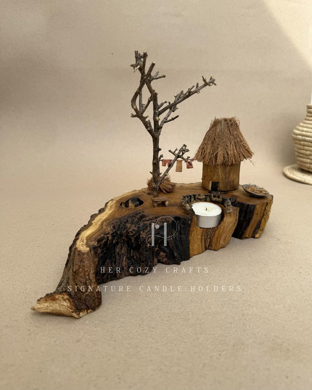 Oakshade House | Signature Tealight Candle Holder with Strawroof Miniature Scene