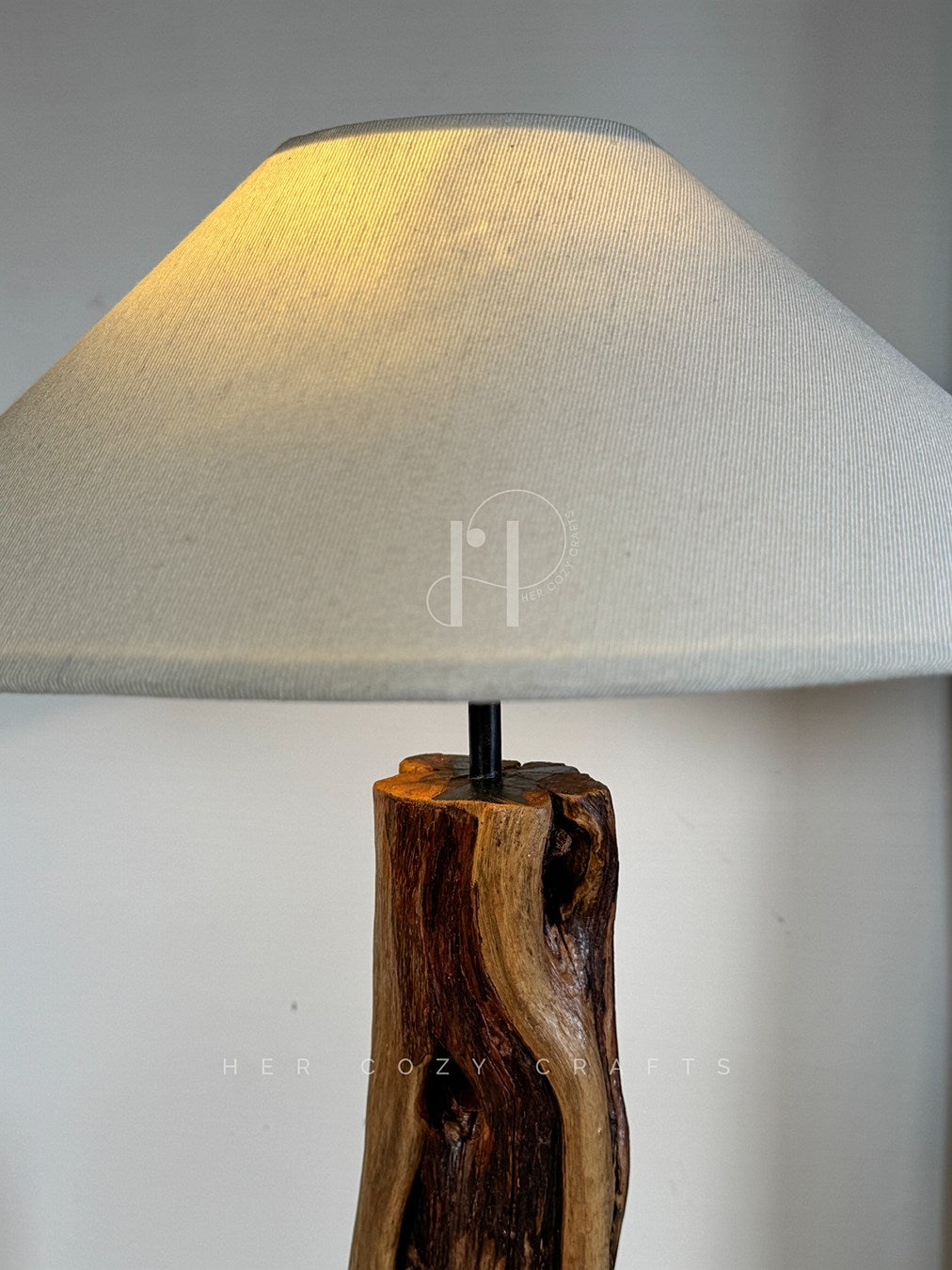 Natural Wood Column Lamp – Rustic Wooden Base with Linen Shade
