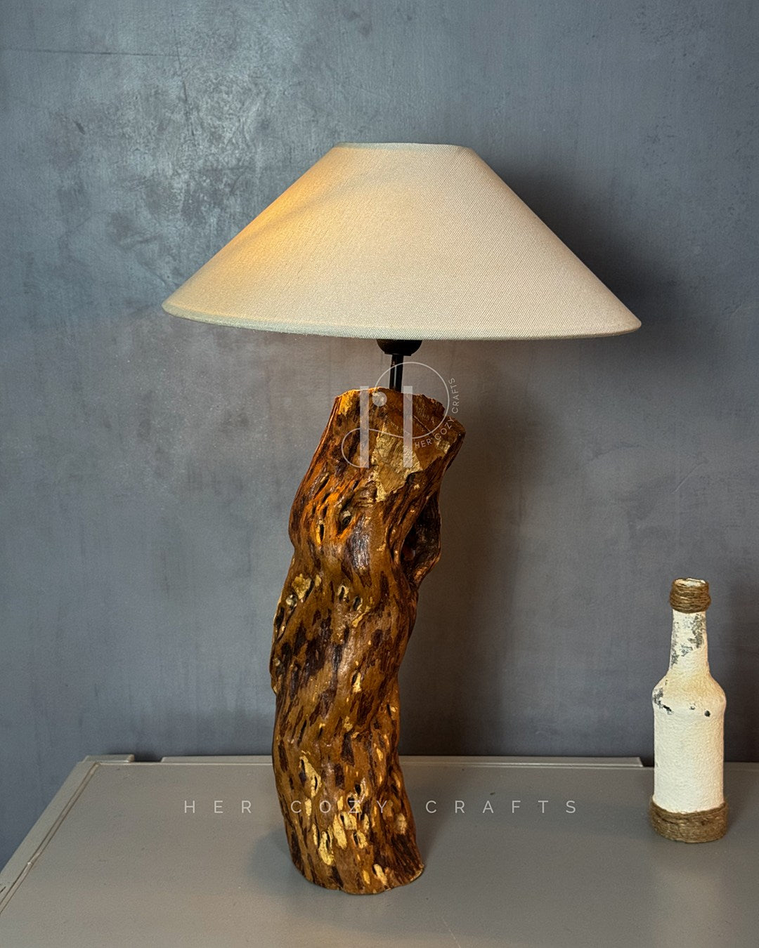 Root Glow Lamp – Sculptural Wooden Base with Off-White Fabric Shade