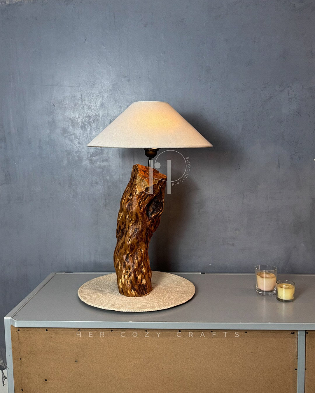 Root Glow Lamp – Sculptural Wooden Base with Off-White Fabric Shade