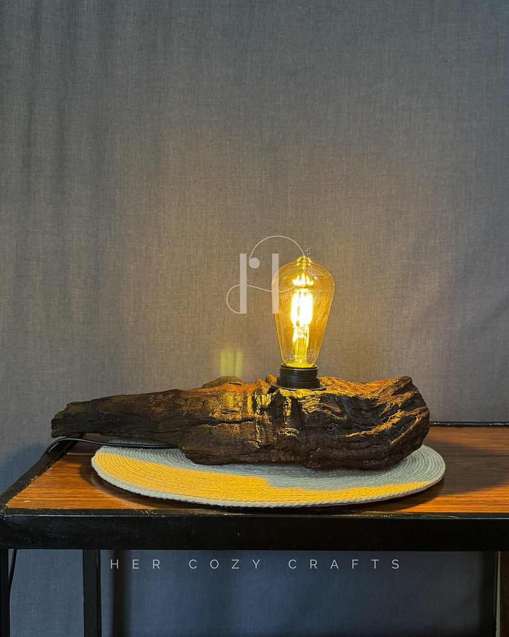 Timber Glow Lamp – Rustic Driftwood Base with Exposed Bulb