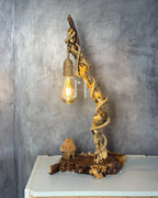 Hut Corner Lamp