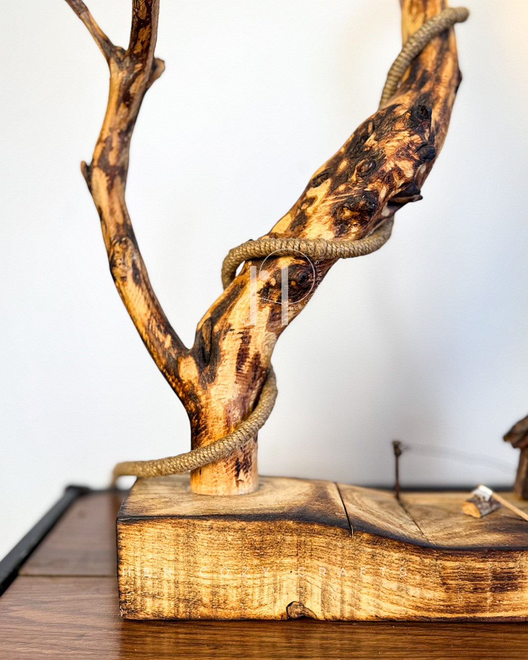 The Wildwood table lamp