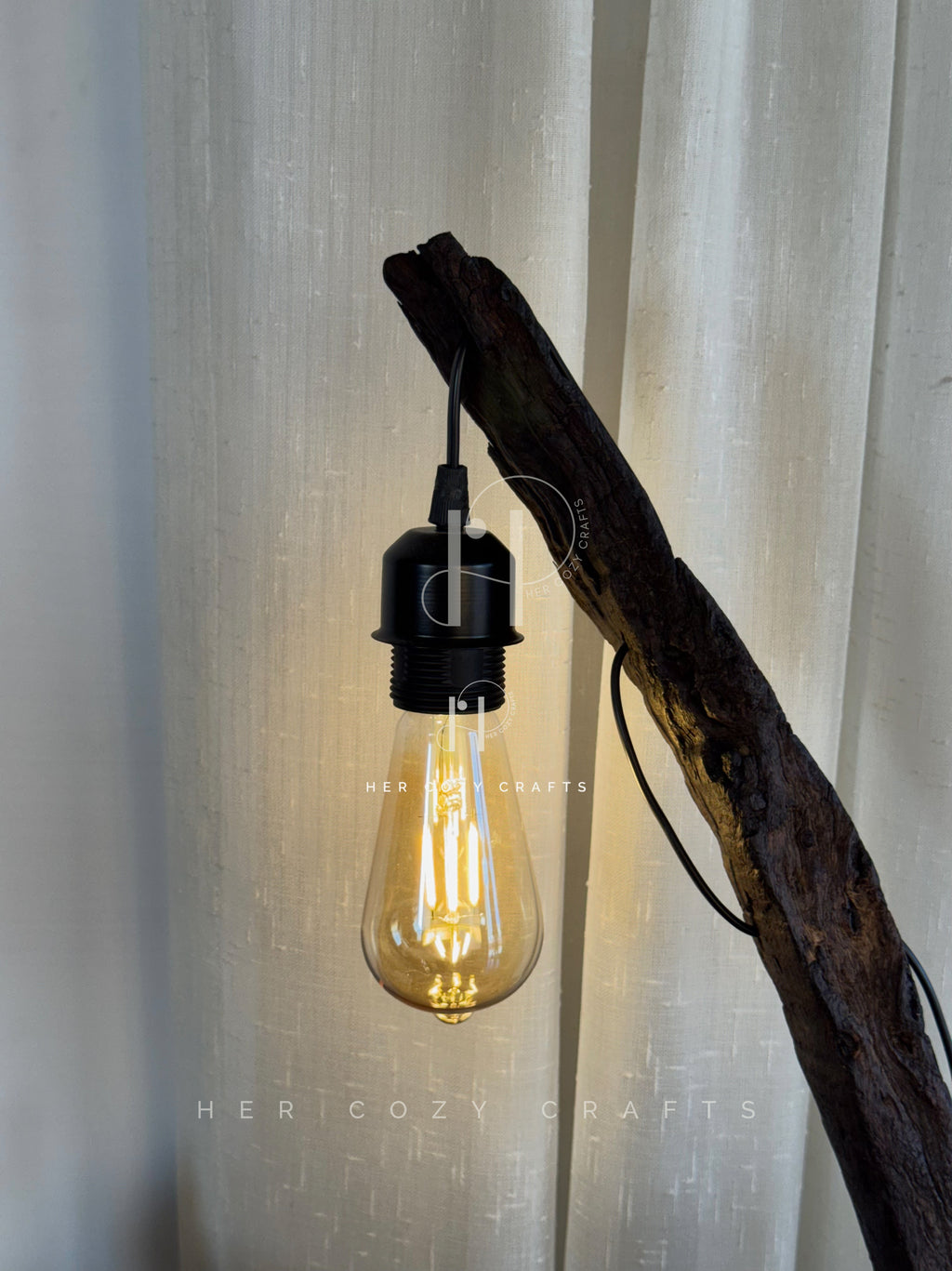 Timber Tale Lamp