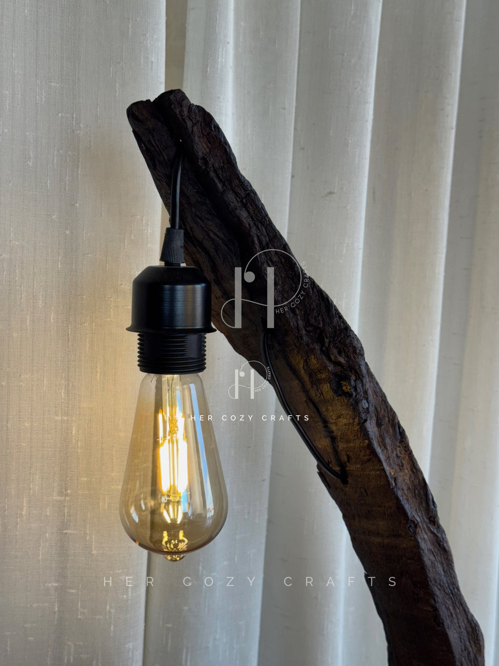 Timber Tale Lamp